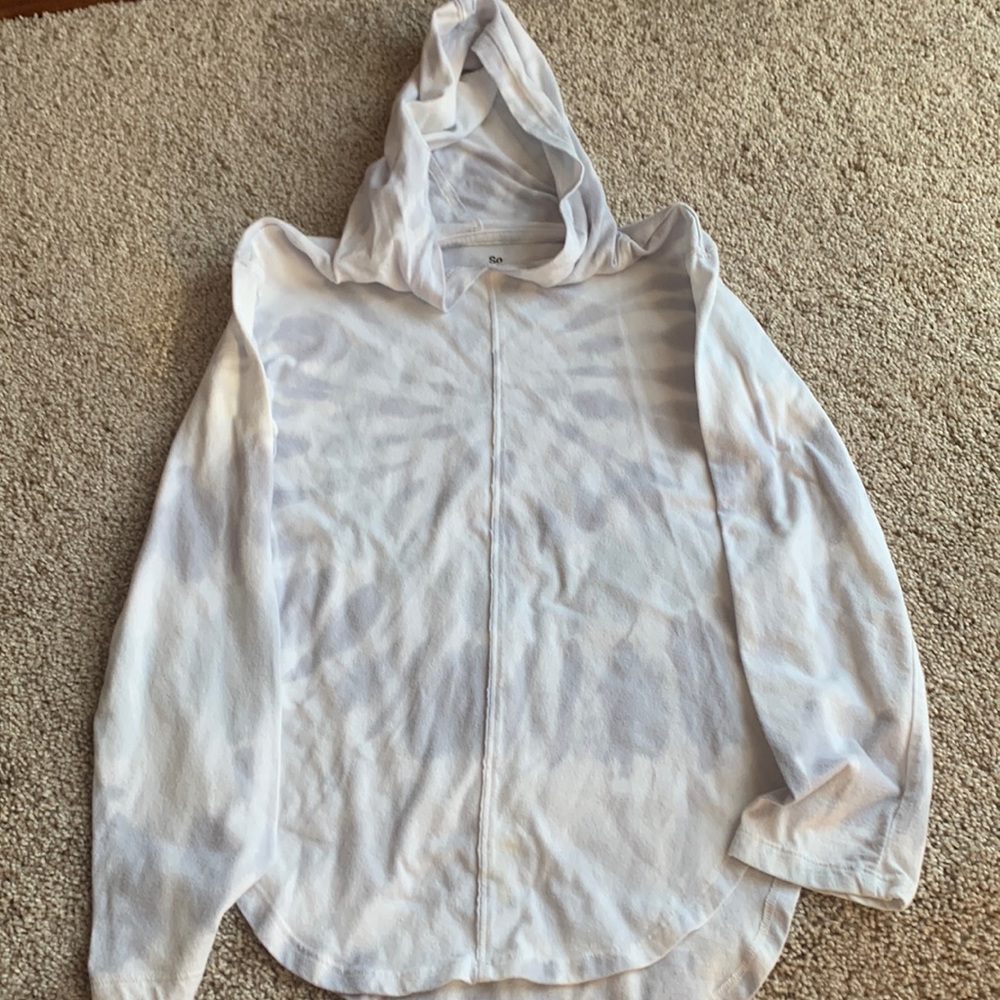 Hooded tee
